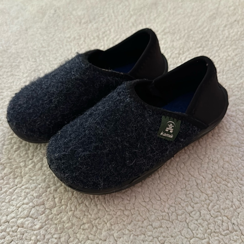 Kamik Toddler Lodge Slip ons